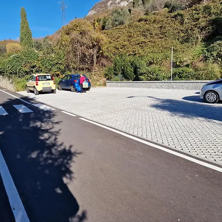Fai Pausa O Lavora Al Lago * Perledo